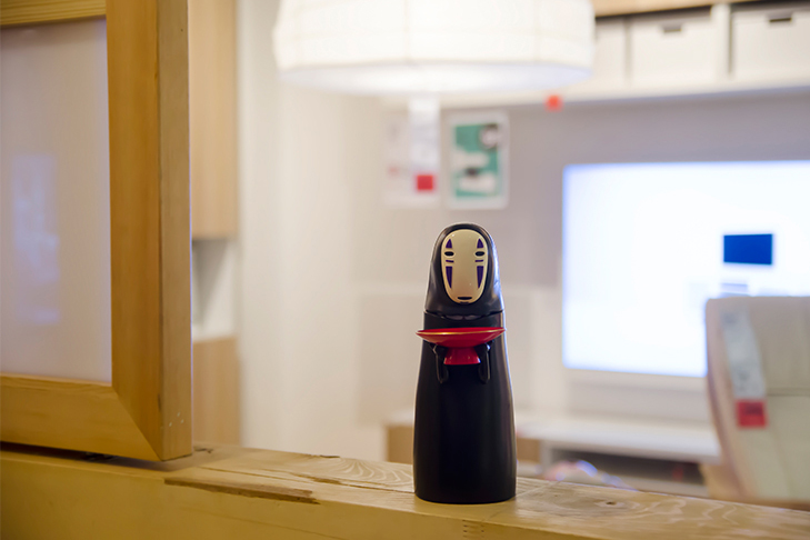 无脸男的存钱罐怎么把钱取出来,无脸男存钱罐到底能存多少钱