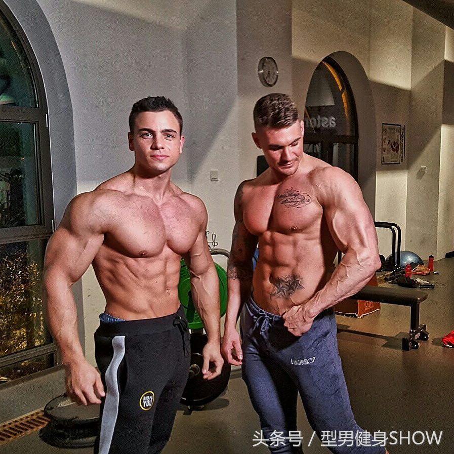 最强手臂维度训练,增加手臂围度三头还是二头