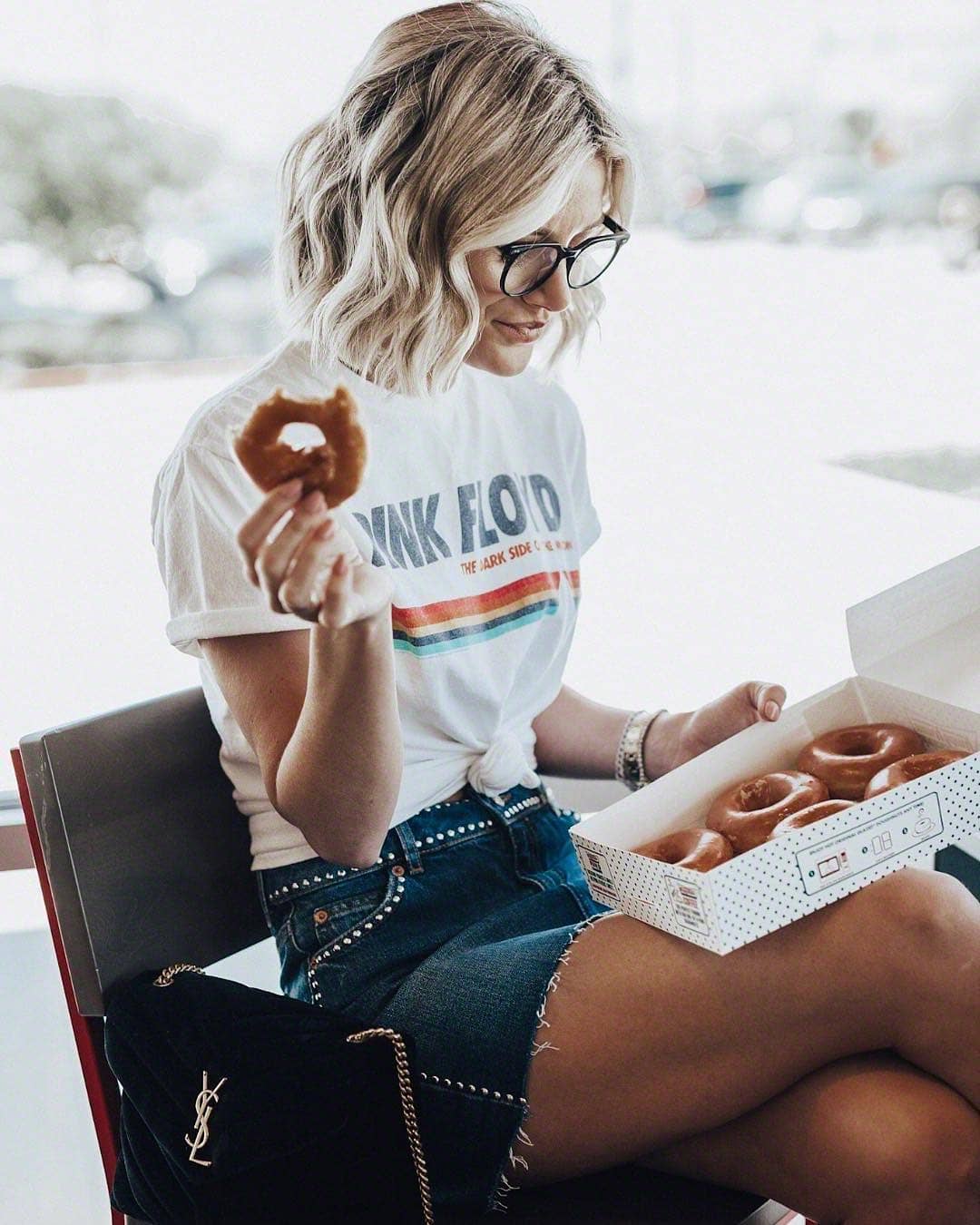 腿粗又矮不敢穿裙子,腿粗个子不高怎么穿搭