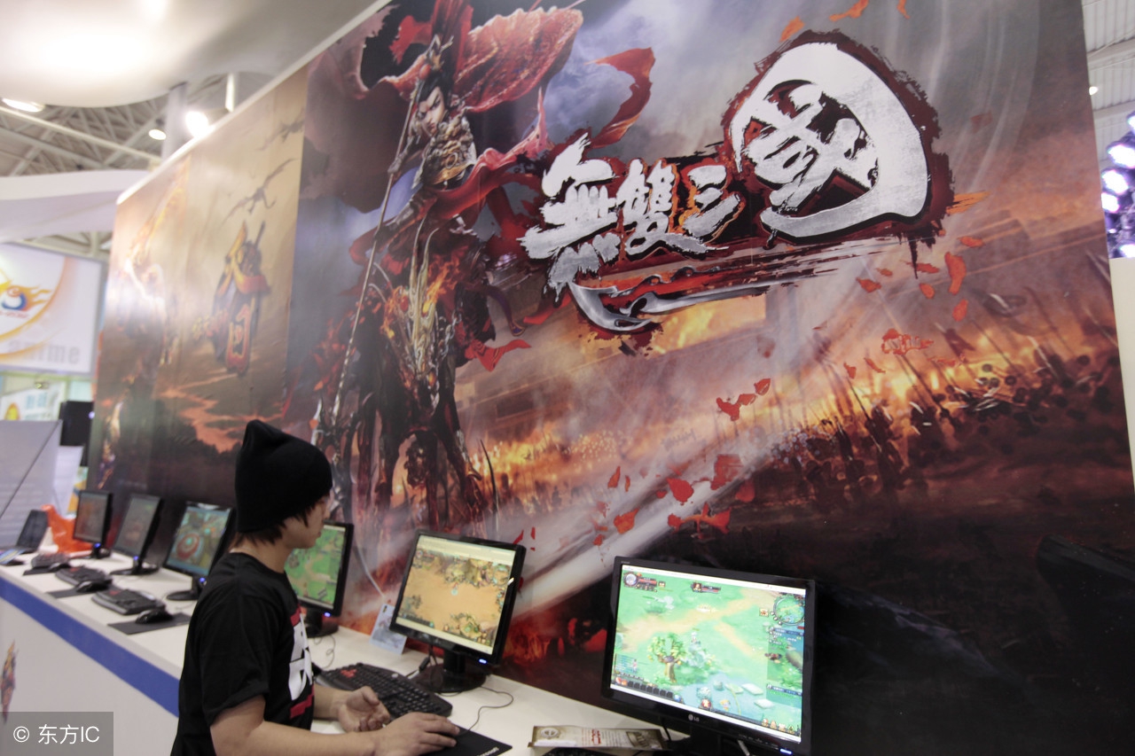 偷菜游戏最早是在哪个平台,原来以前偷菜的游戏成了现实