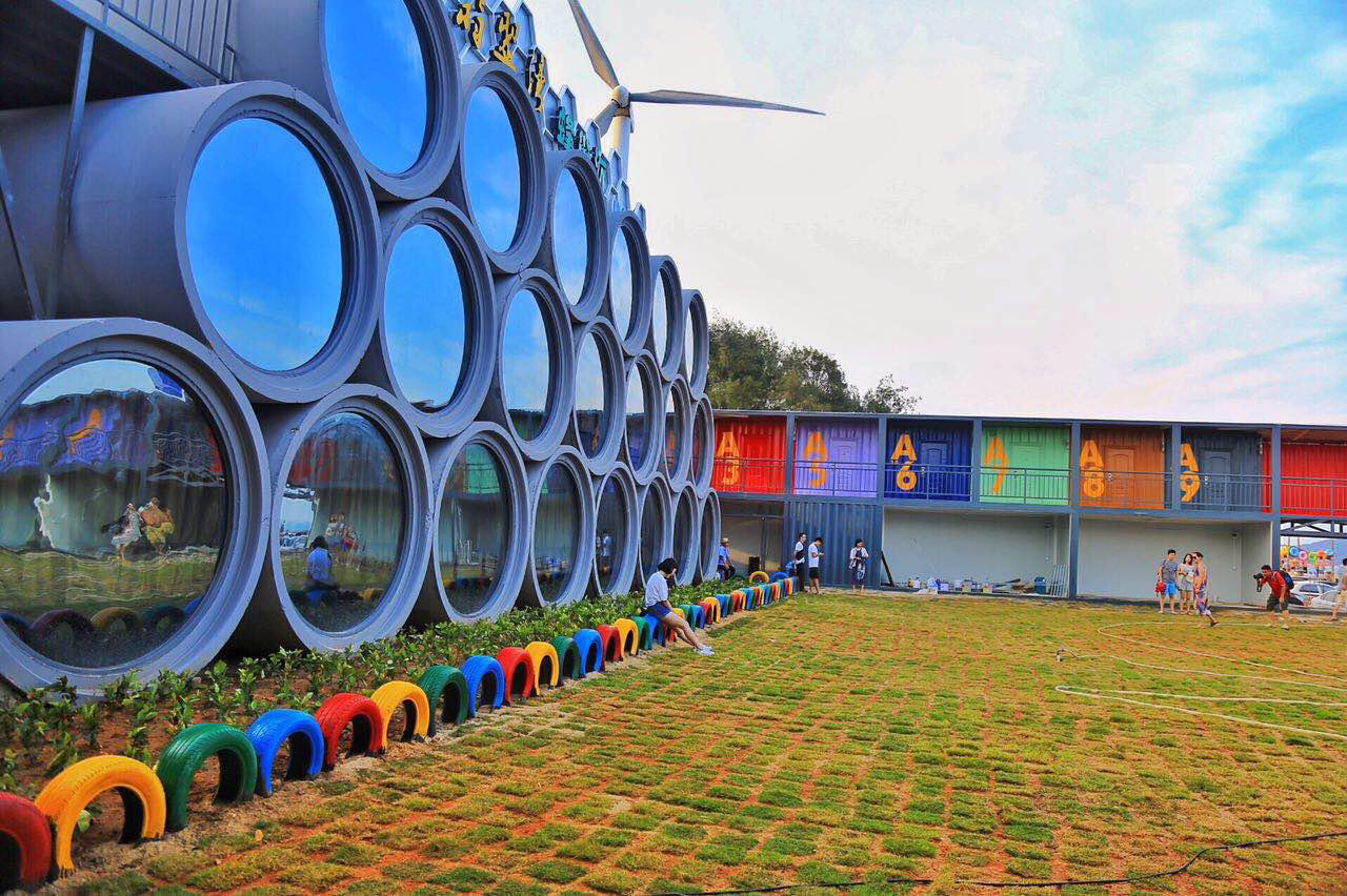 中国首批国际性足球场,大陆首个举办世界运动会的城市