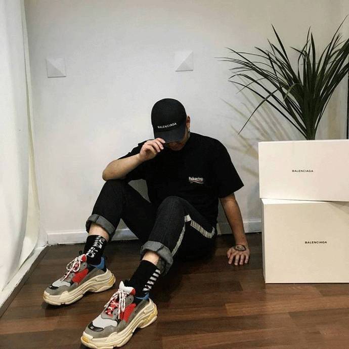 巴黎世家老爹鞋吐槽视频,巴黎世家老爹鞋triples纯黑新老款