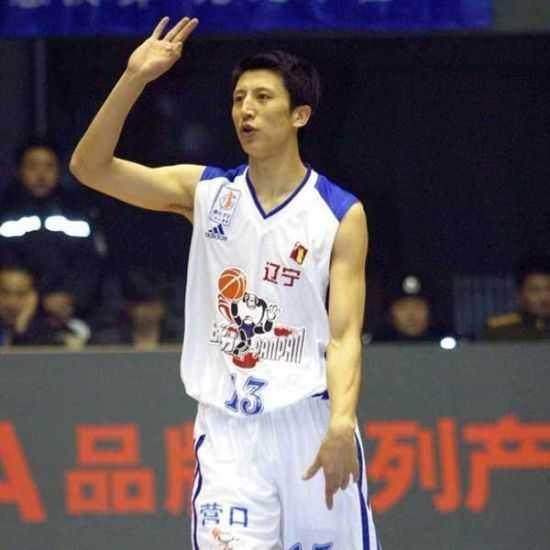 中国篮坛现役球员,现役篮坛十大球星