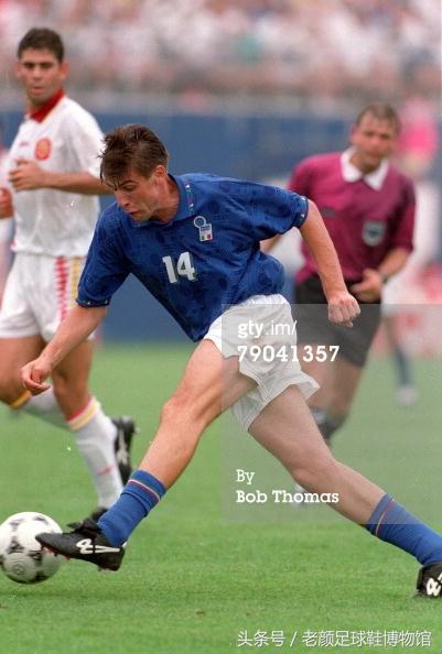 1994世界杯足球鞋回顾视频,2010世界杯足球鞋款式