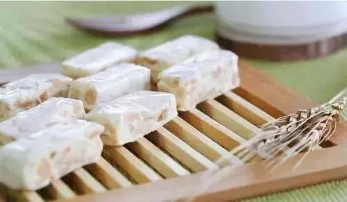 胡志明机场免税店必买的化妆品,机场免税店有什么东西值得买