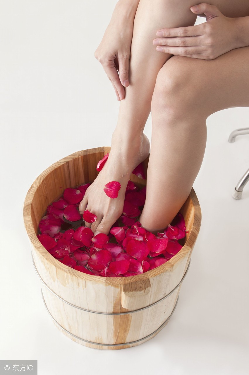 中药泡脚可以缓解脚后跟疼吗,中药泡脚能缓解脚痛吗