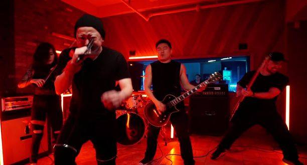 wwe兰迪奥尔顿出场音乐叫什么名字,wweedge出场音乐叫什么名字