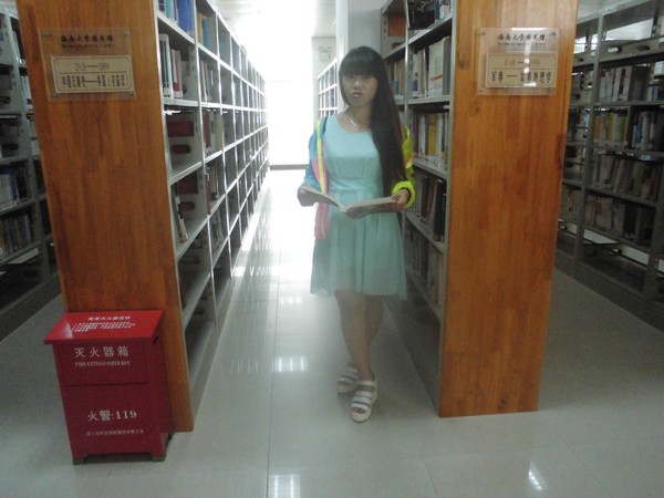 鍥涙湀骞胯タ椋庢櫙,鍥涙湀娴峰崡瀹炴媿