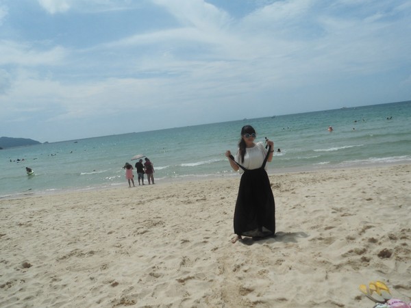 鍥涙湀骞胯タ椋庢櫙,鍥涙湀娴峰崡瀹炴媿