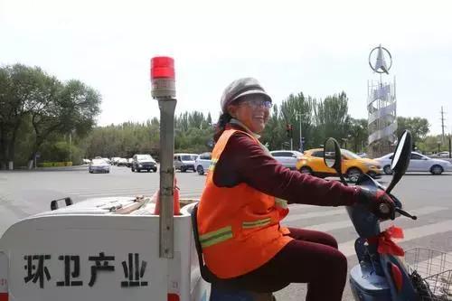 别了!包头极具地标性的雕塑之一北方奔驰“旋律”