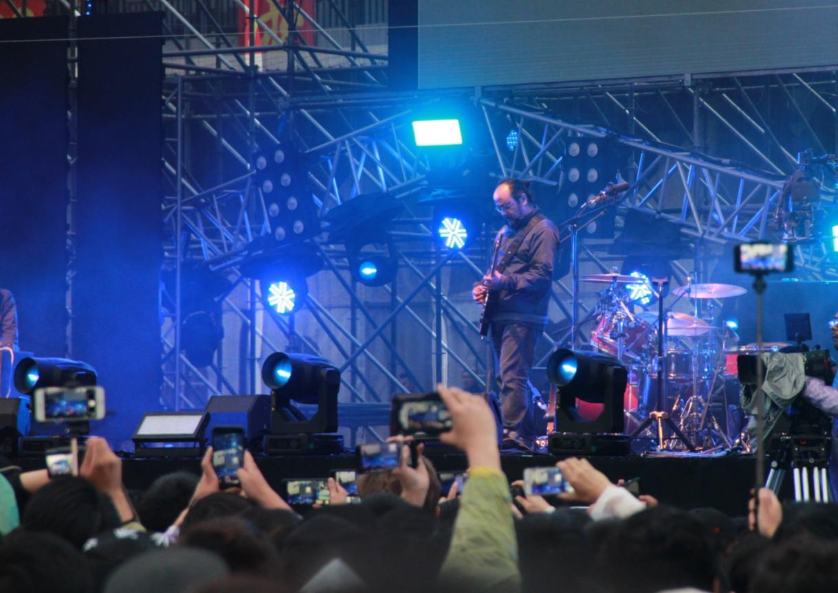 窦唯彩排罕见视频,窦唯露面