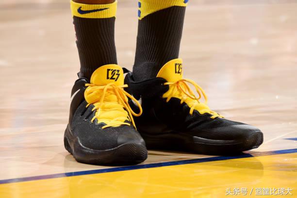 阿杜秀城市版战靴！5月2日NBA赛场球鞋特写照赏析
