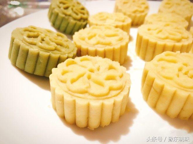 几十年的奶奶做的小吃,卖老式糕点的奶奶