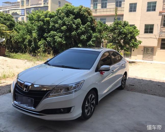 本田凌派底盘加强,凌派2022款180turbocvt豪华版油耗