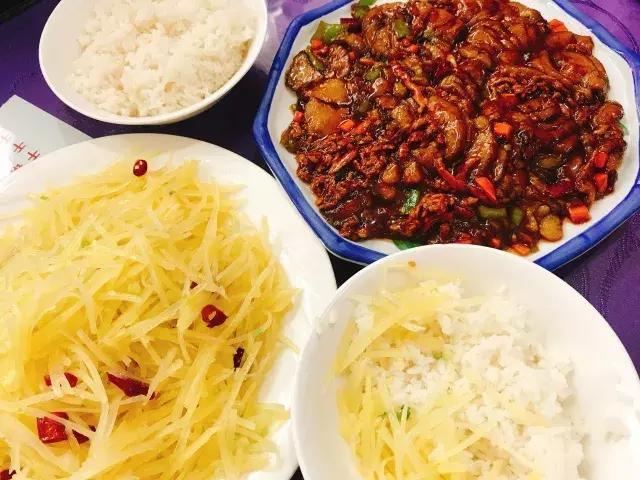 长春大学附近美食探店,长春理工大学南校区美食