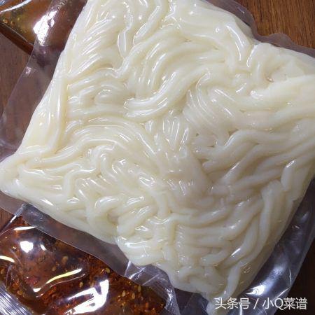 天热不想吃饭请问煮点啥吃,天热没菜怎么吃面条好吃