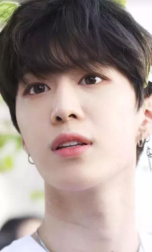 爱豆眼里的星辰大海,爱豆同款星星眼