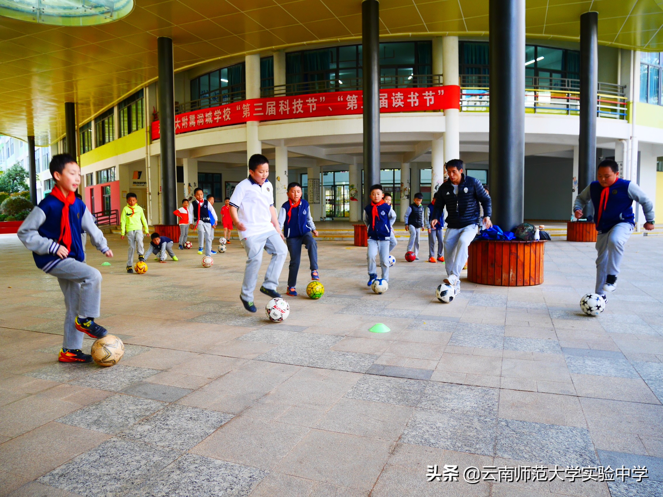 云南师大实验小学昆明湖校区,云南师大实验中学昆明湖官网