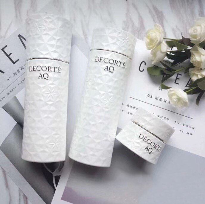 测评黛珂紫苏水乳,黛珂乳液哪款好用呢