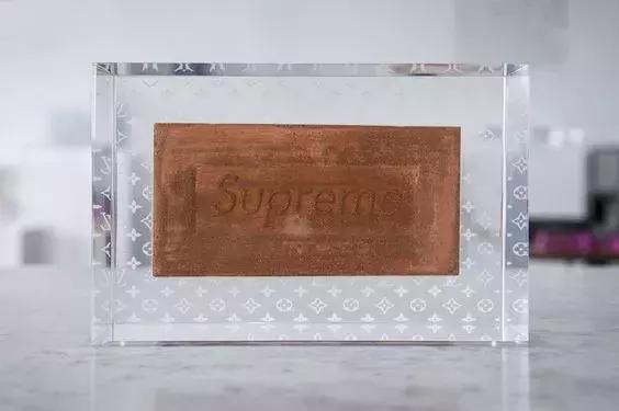 supreme最值得购买的单品,supreme值得入手的单品