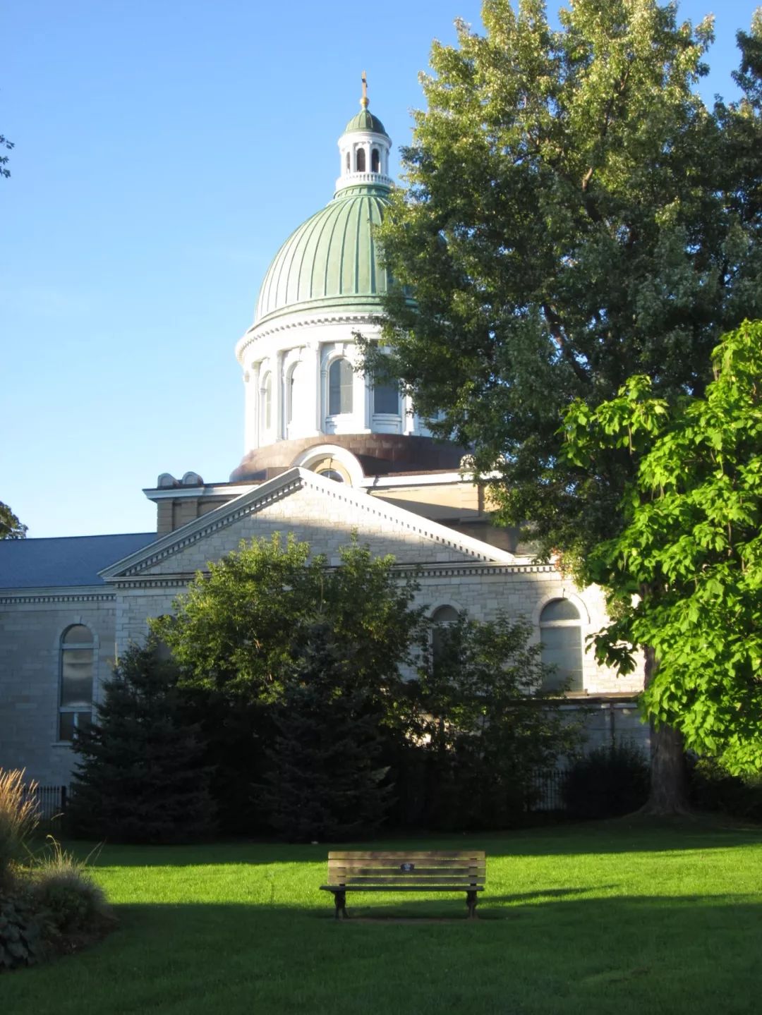 世界十大寻爱之地，凭什么是金斯顿？