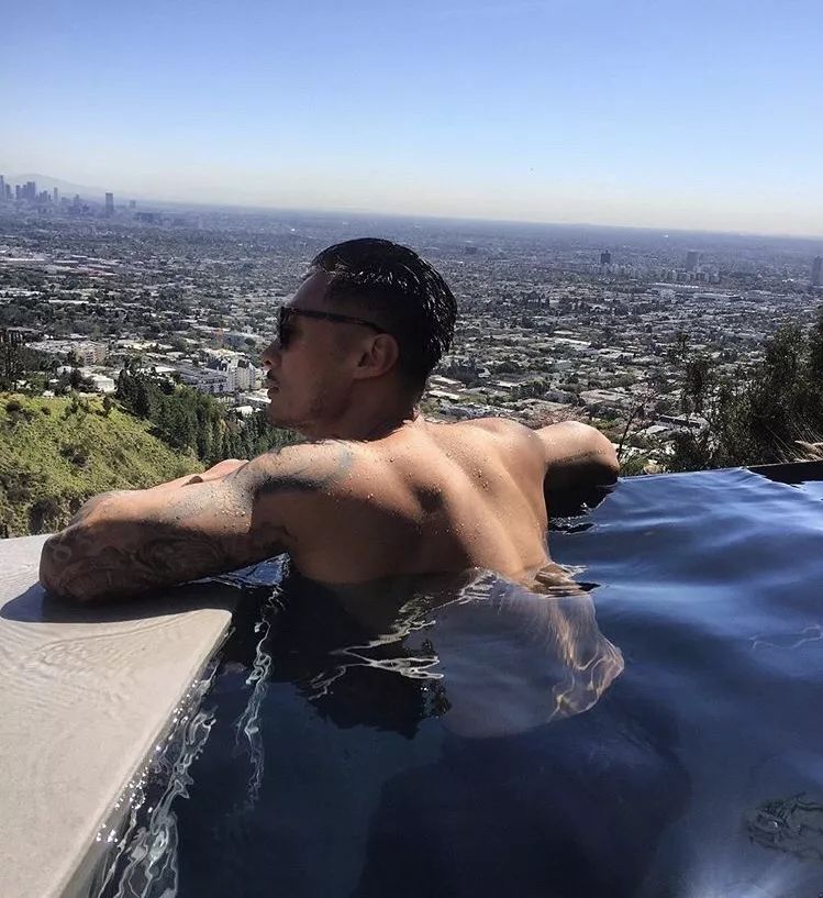 余文乐教你穿搭技巧,余文乐的穿搭风格搭配表