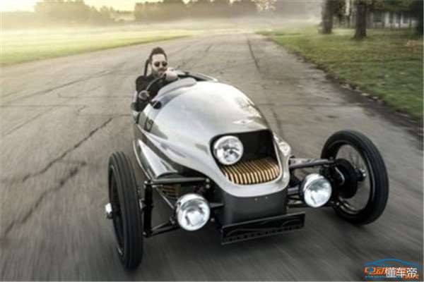 6万块钱的小型电动车,价格6万左右的电动车