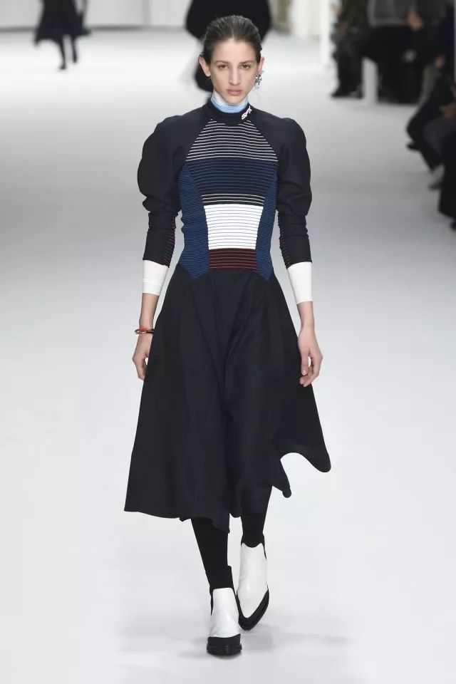 UNICOOL｜机能风逝去后，高级街头还能流行什么？