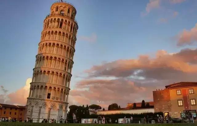 涓嶈缇℃厱鍑哄幓鏃呮父鐨勪汉,涓嶈缇℃厱鍑哄浗鏃呮父