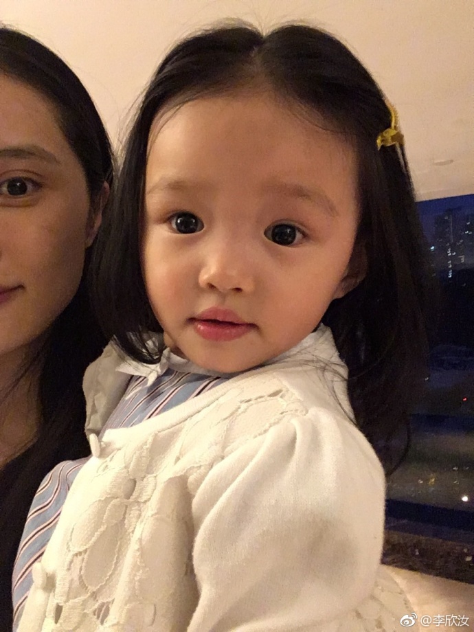 毛俊杰秀身材,毛俊杰身材傲娇美到让人心跳