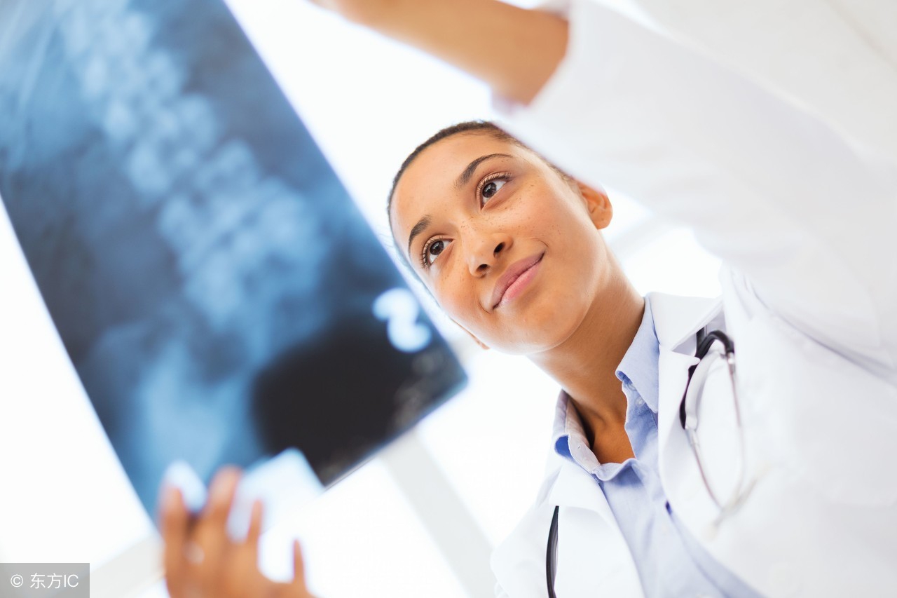 关节间隙略狭窄严重吗,骨间隙狭窄有骨赘见于什么病