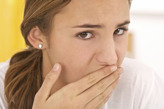 胃癌术后恶心呕吐是咋回事,频繁恶心干呕是癌症吗