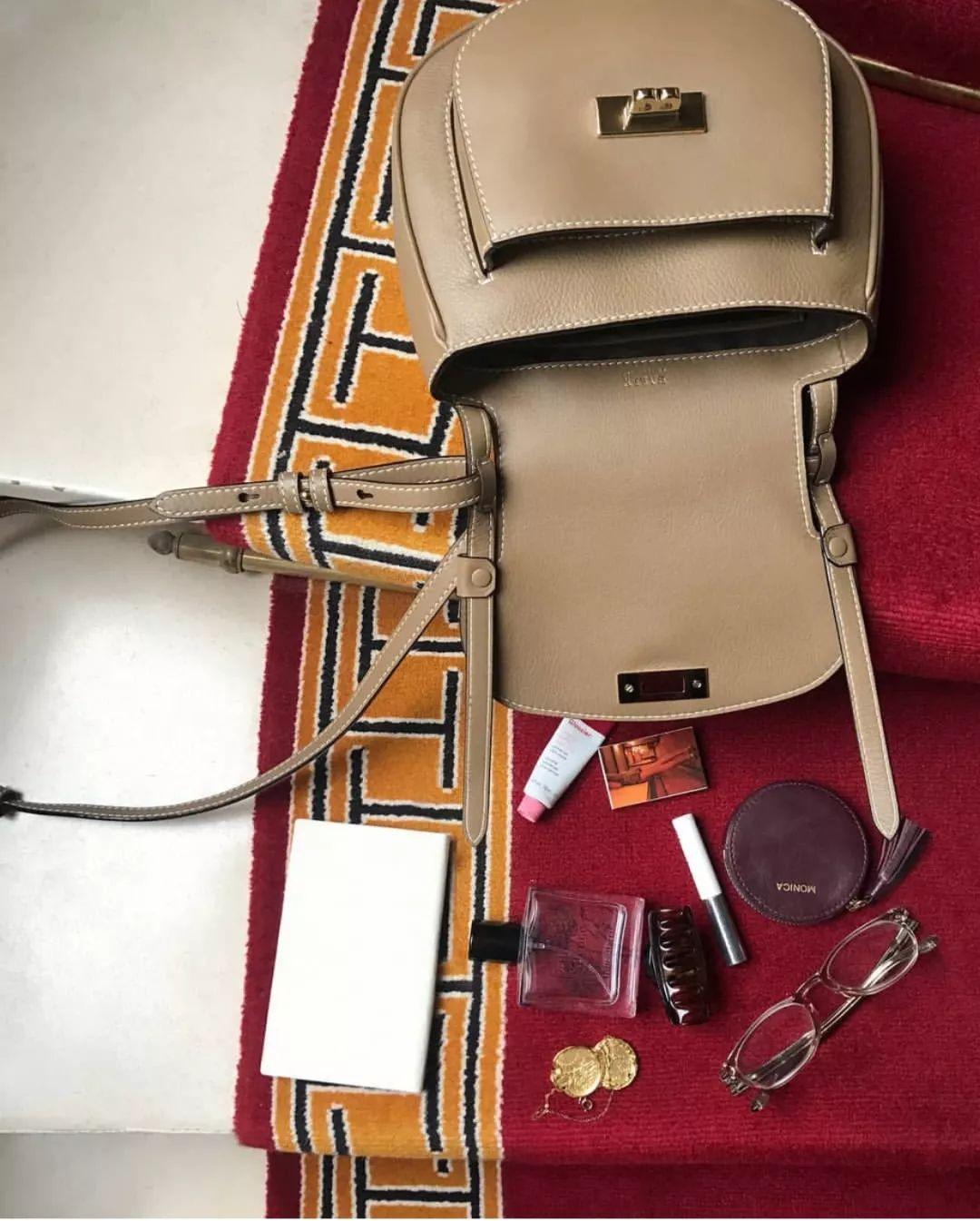 Baby钟楚曦欧阳娜娜女明星们都对它爱不释手