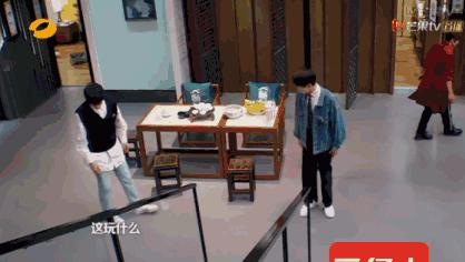 白敬亭魏大勋互相吐槽,山花为啥是形容魏大勋和白敬亭的