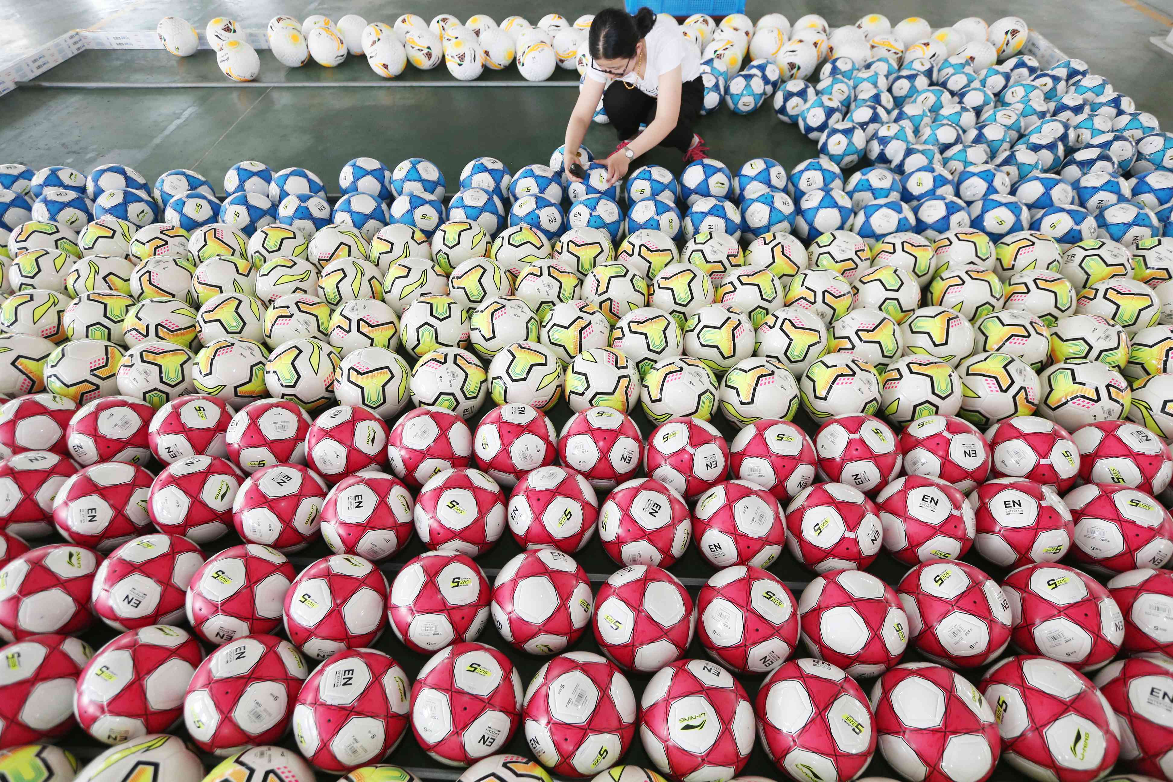 世界杯足球产销,世界杯足球源头工厂