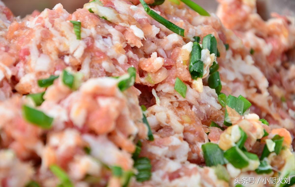 现包饺子怎么下饺子不烂,包饺子菜水怎么解决