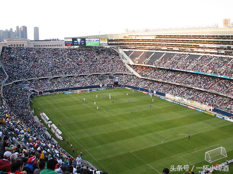 在美国橄榄球赚钱还是篮球赚钱,在橄榄球运动中能学到什么