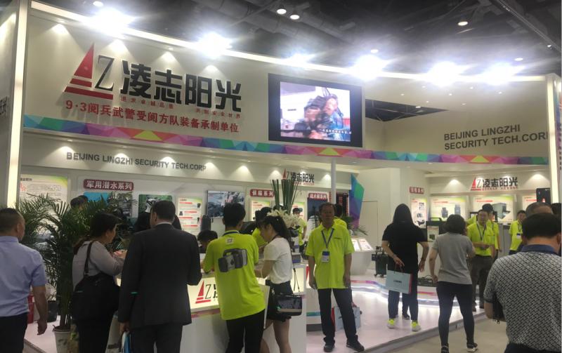 众星齐聚珠海航展,警博会新式装备