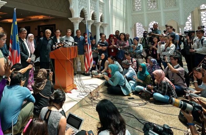 马来西亚安华新闻,马来西亚安华最新头条新闻