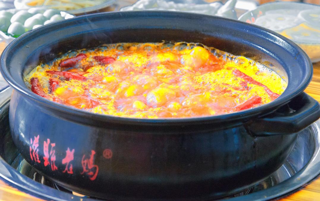 灌县老妈砂锅串串香加盟费用多少,砂锅串串香加盟费用