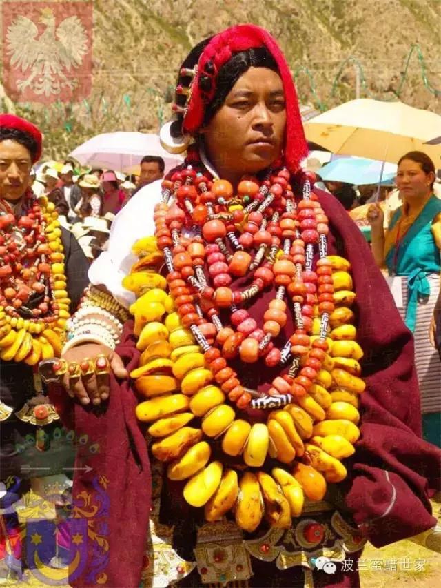 西藏老蜜蜡怎么辨别真假,真正的藏族老蜜蜡