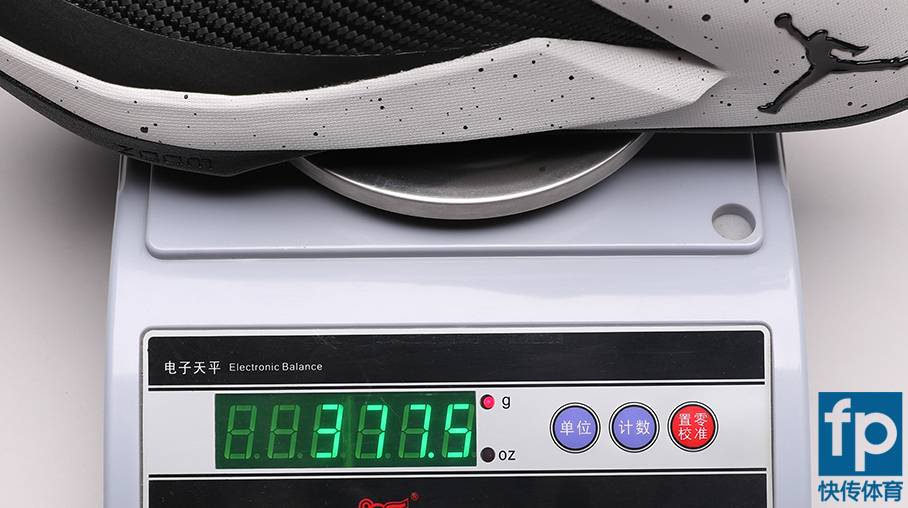 airjordanflylockdown白灰橙测评,jordanflylockdown偏大偏小