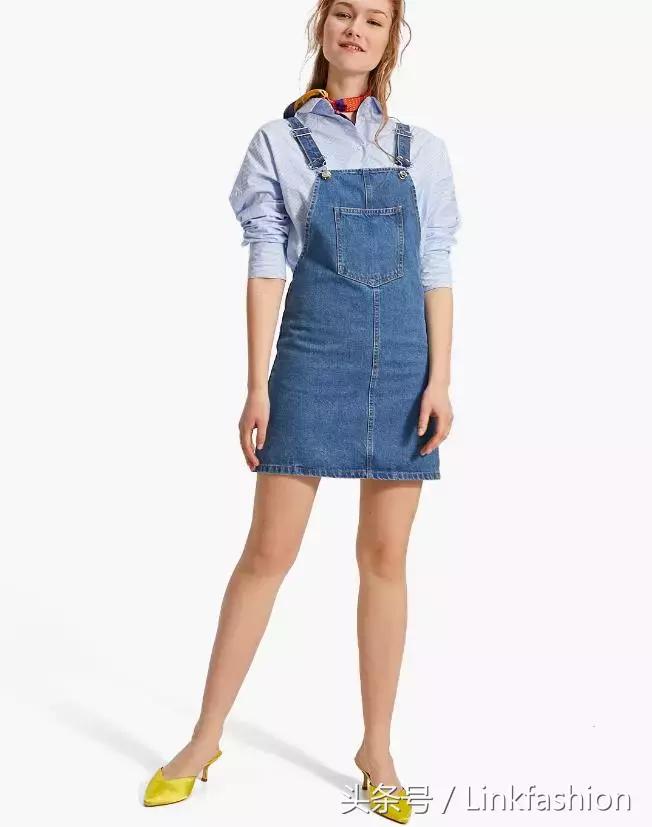 平底拖鞋太火热下面这几款最时髦,又百搭又舒服的拖鞋