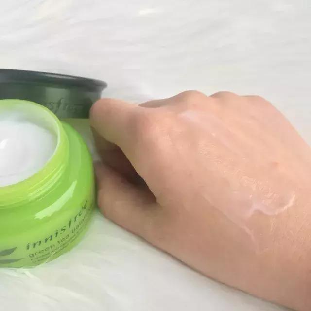 好用平价不油补水的面霜,保湿效果好的国货面霜