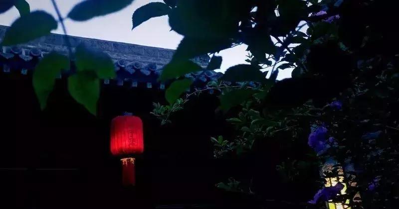 宕囧畞鍙ゅ牎澶滄櫙,宕囧畞鍙ゅ牎