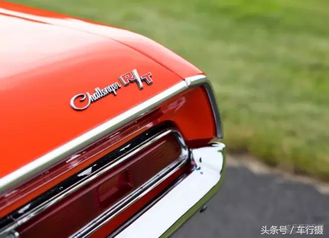 道奇挑战者新款旧款对比,道奇挑战者怀旧款有什么亮点