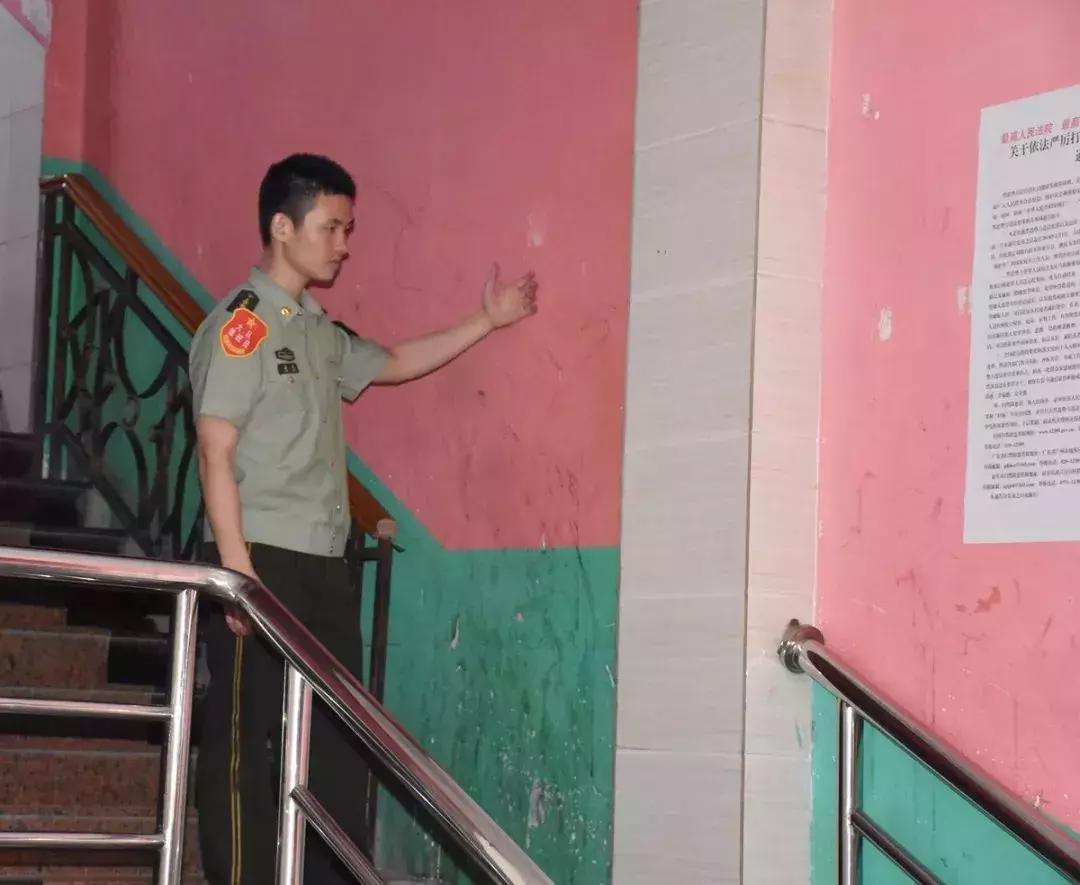 闊跺叧鑻忚嵎閰掑惂,闊跺叧鑻忚嵎閰掑惂浜嬩欢