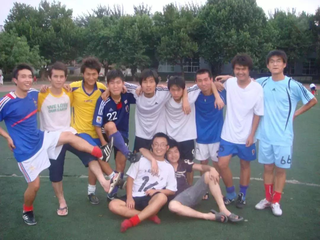 职工球星-有个爱踢球的学霸叫方刚