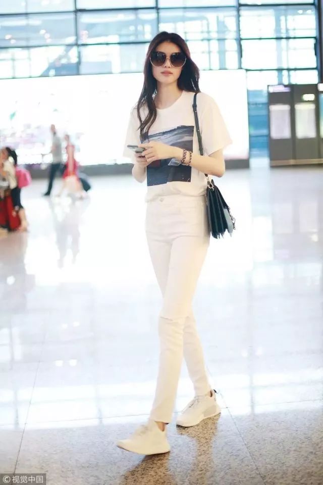 白裤子怎么穿不显胖,怎么穿都显瘦的裤子