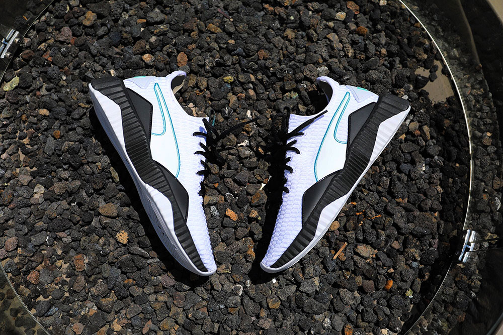 穿了这双新鞋显得腿好长!全球粉丝最多的明星亲自带货!